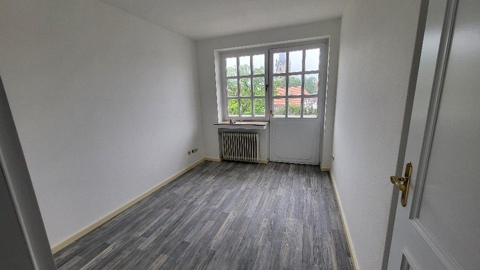 Dachgeschoßwohnung Herford - 3 Zimmer, 96 m&sup2;, 590&euro; | Angebot:26444030