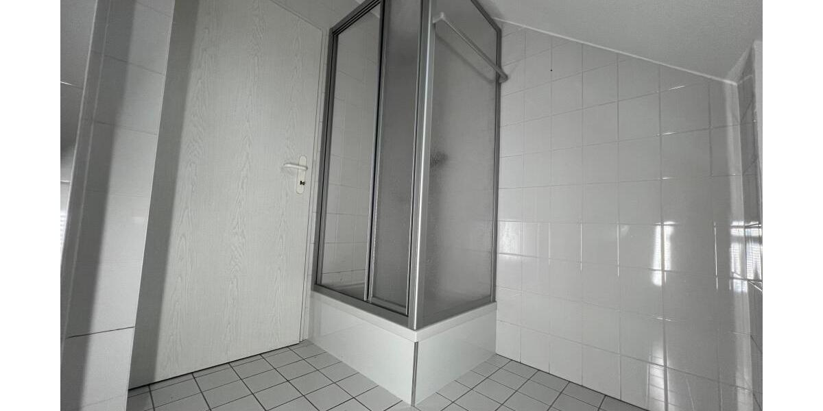 Gemütliche 3 Raum DG Wohnung mit Garten am Haus - unterhalb der Osterburg! - Dachgeschoßwohnung Weida Liebsdorf | Angebot:26146312