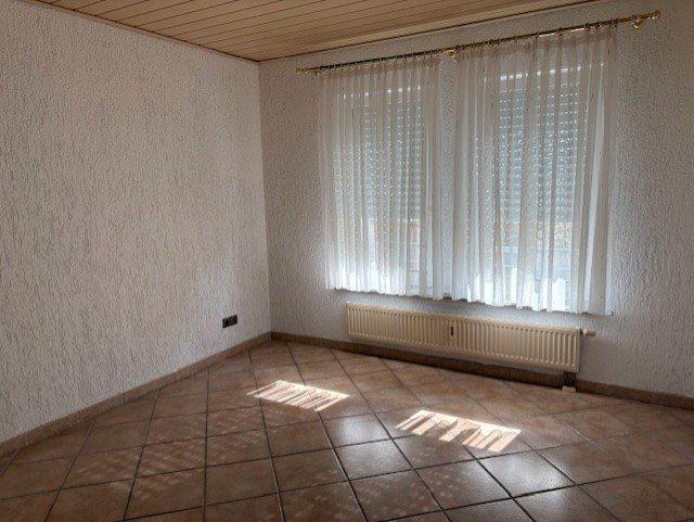 Etagenwohnung Ludwigshafen am Rhein Ludwigshafen-Hemshof - 1 Zimmer, 70 m&sup2;, 650&euro; | Angebot:25994786