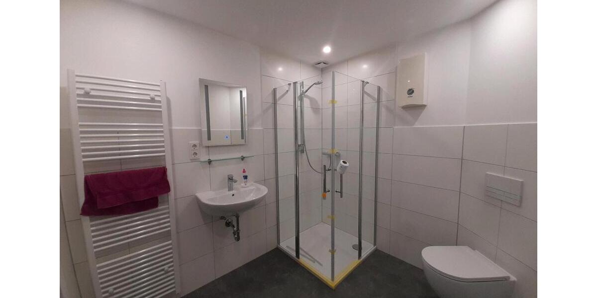 Dachgeschoßwohnung Waldbröl - 2 Zimmer, 85 m&sup2;, 980&euro; | Angebot:25274256