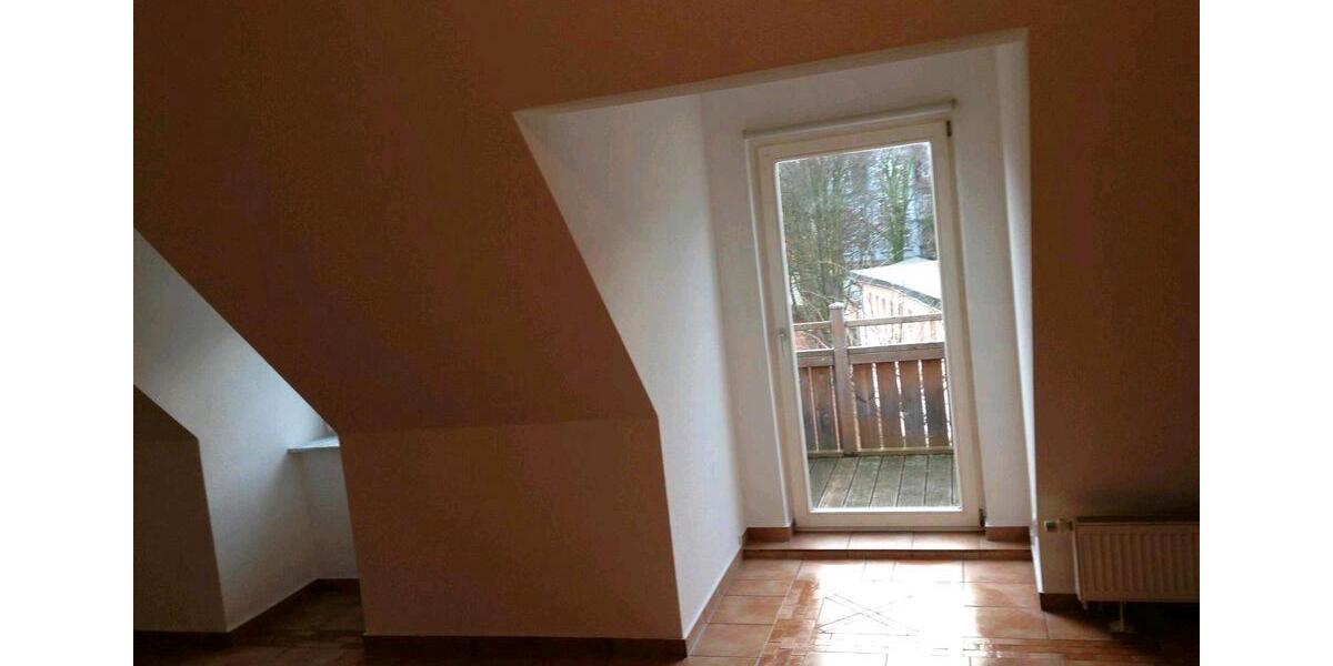 Dachgeschoßwohnung Wernigerode - 2 Zimmer, 65 m&sup2;, 690&euro; | Angebot:26336034