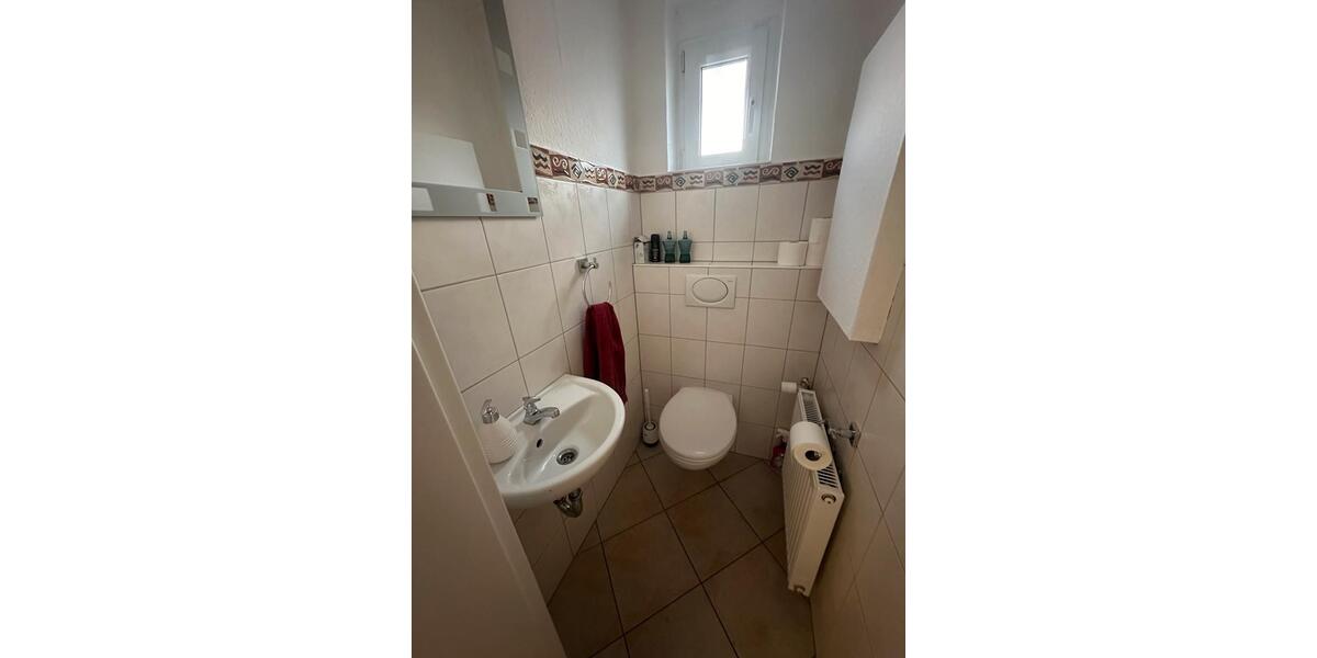 Doppelhaushälfte Wegberg - 4 Zimmer, 135 m&sup2;, 1.600&euro; | Angebot:26260772
