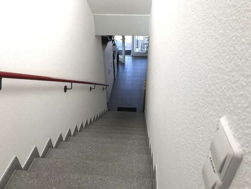 Schöne 1-RaumWohnung mit Balkon, Stpl. und EBK in ruhiger Wohnsiedlung!