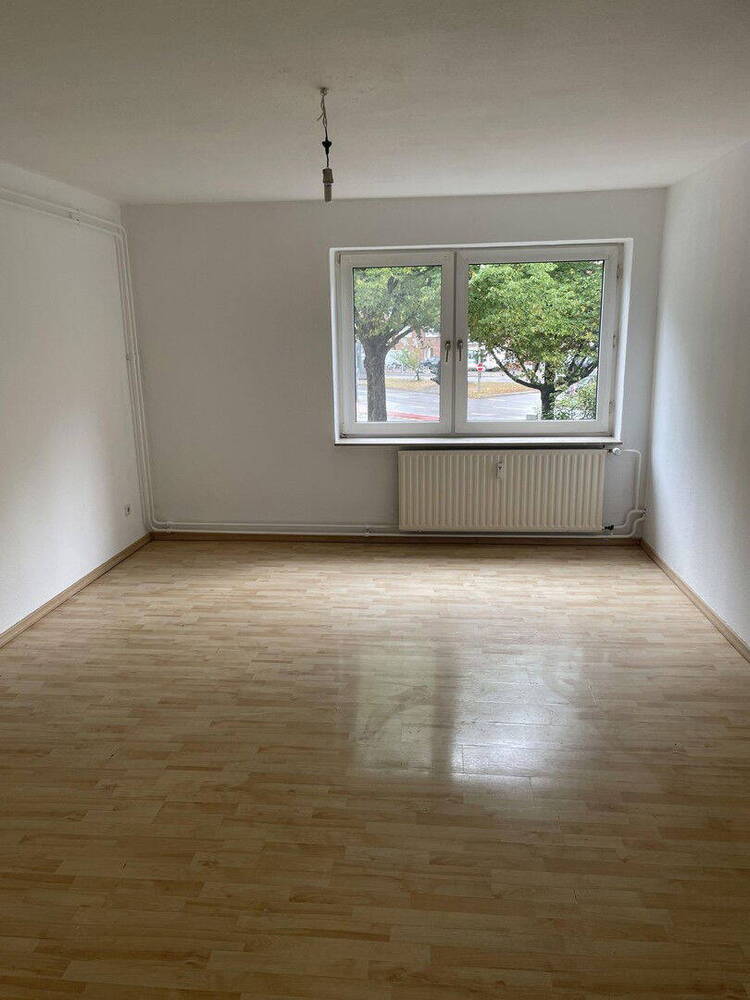 Teilrenovierte 3,5 Zimmerwohnung in Barmbek