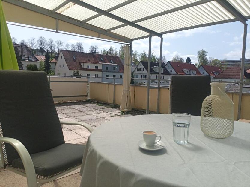 Moderne, möblierte Wohnung auf Zeit inklusive Parkplatz