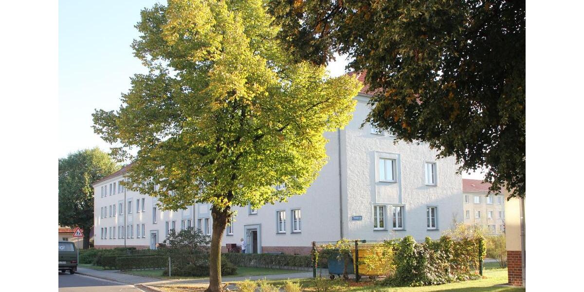 Etagenwohnung Altdöbern - 3 Zimmer, 67 m&sup2;, 380&euro; | Angebot:23035067