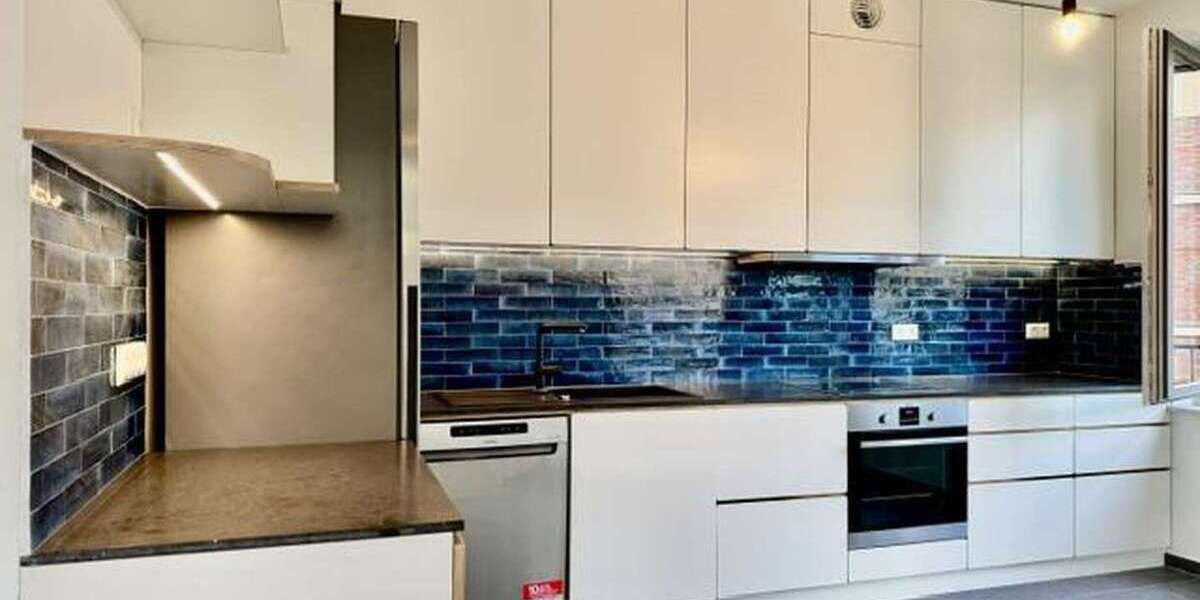 Etagenwohnung Berlin Lichtenberg - 4 Zimmer, 110 m&sup2;, 1.899&euro; | Angebot:27282825
