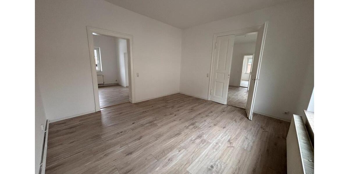 Erdgeschoßwohnung Neuzelle - 4 Zimmer, 100 m&sup2;, 800&euro; | Angebot:24611772