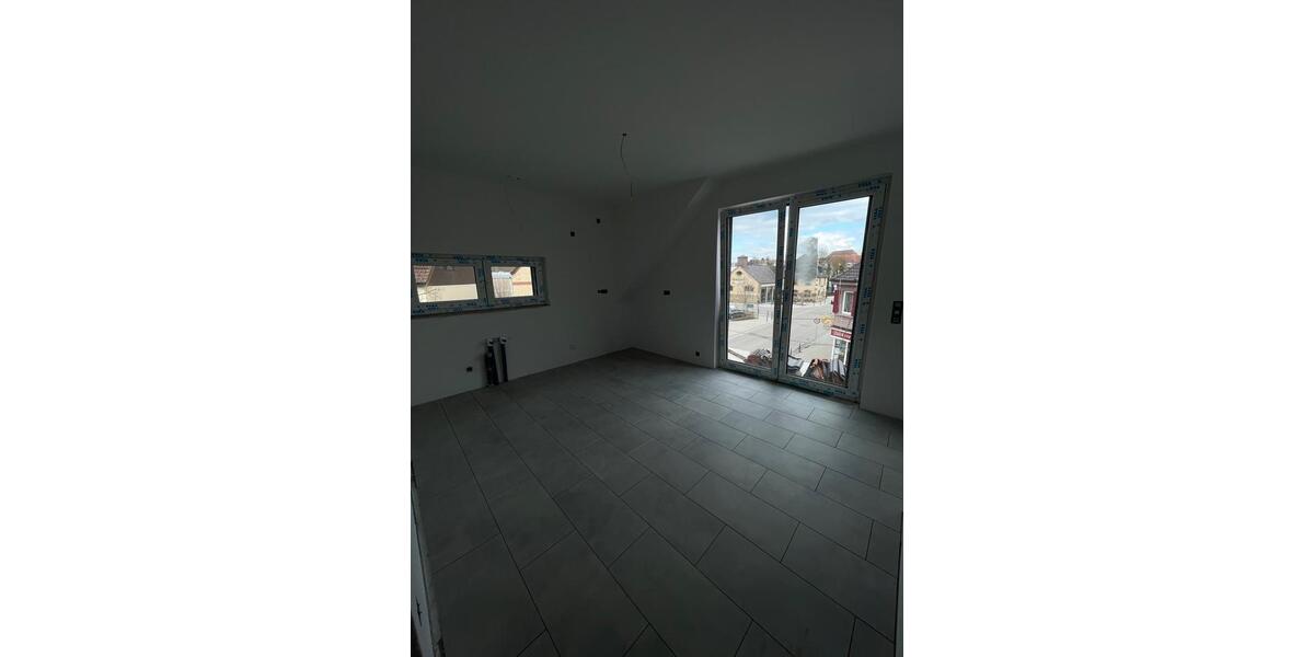 Erdgeschoßwohnung Knittlingen - 4 Zimmer, 88 m&sup2;, 1.250&euro; | Angebot:25998765