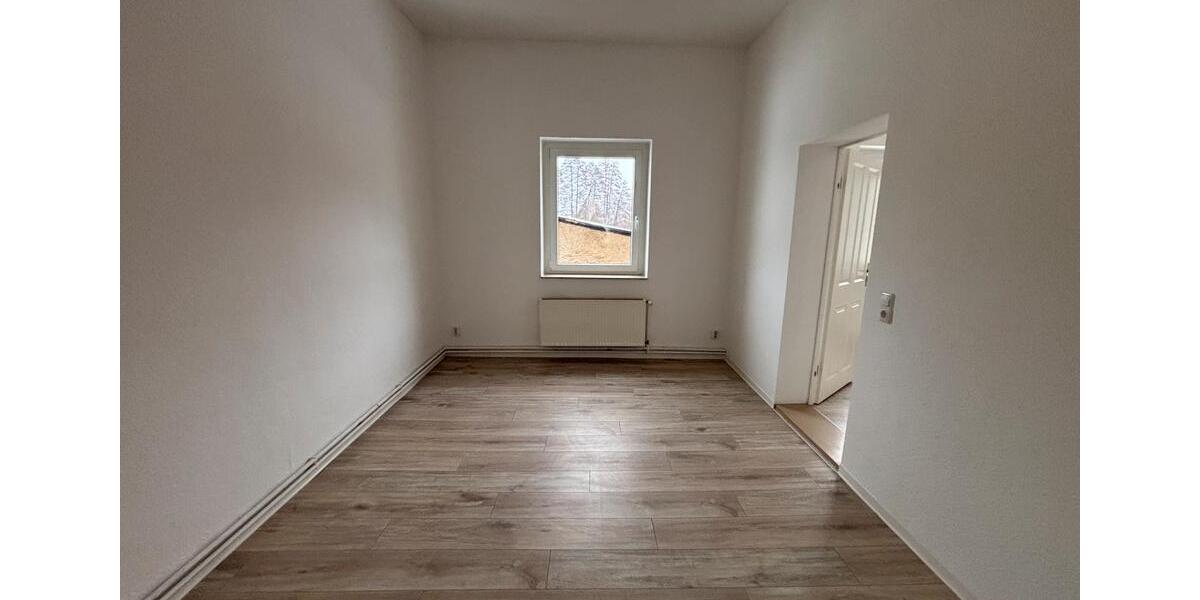 Erdgeschoßwohnung Neuzelle - 4 Zimmer, 100 m&sup2;, 800&euro; | Angebot:24611772