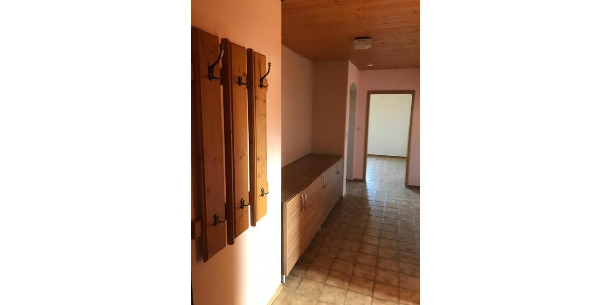 Dachgeschoßwohnung Neunburg vorm Wald - 2 Zimmer, 65 m&sup2;, 450&euro; | Angebot:24845568