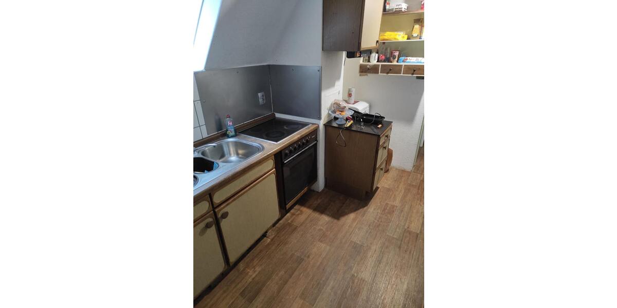 Dachgeschoßwohnung Trossingen - 2 Zimmer, 35 m&sup2;, 450&euro; | Angebot:25174530