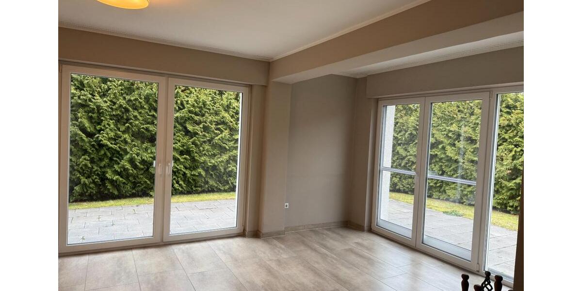 Einfamilienhaus Gütersloh - 5 Zimmer, 156 m&sup2;, 1.600&euro; | Angebot:25405558