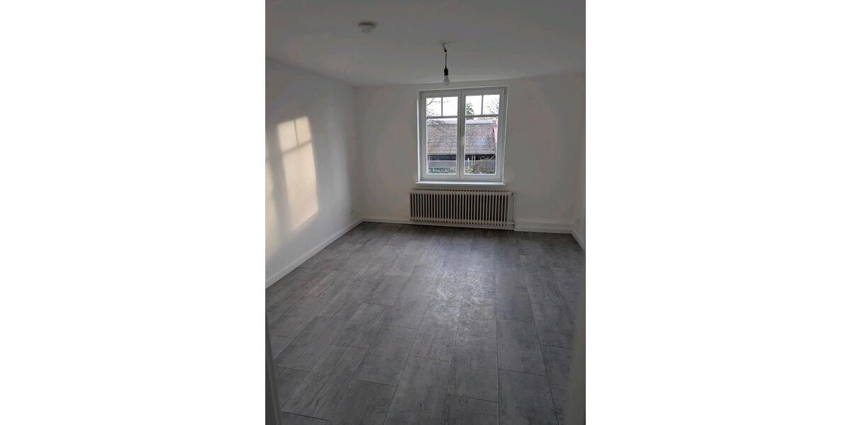Dachgeschoßwohnung Geestland Bad Bederkesa - 4 Zimmer, 88 m&sup2;, 790&euro; | Angebot:25590478