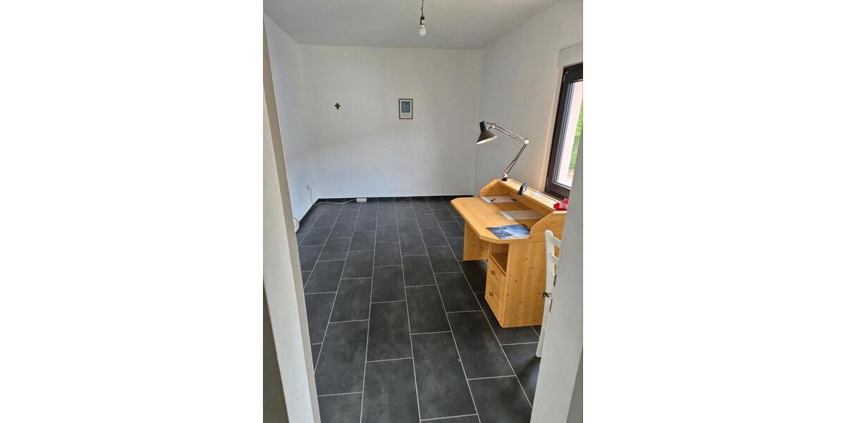 Etagenwohnung Rielasingen-Worblingen Worblingen - 4 Zimmer, 104 m&sup2;, 1.490&euro; | Angebot:26648287