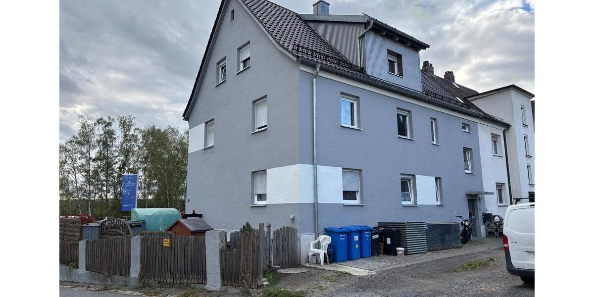 Etagenwohnung Weiden in der Oberpfalz - 4 Zimmer, 85 m&sup2;, 700&euro; | Angebot:25139070