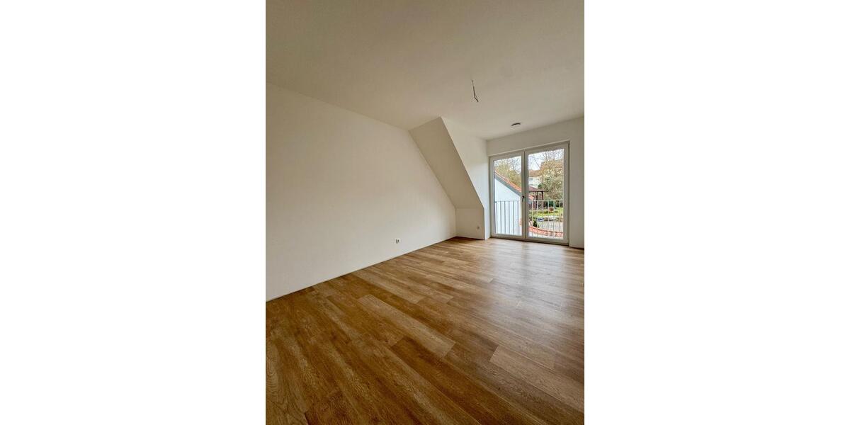 Doppelhaushälfte Burgebrach - 5 Zimmer, 140 m&sup2;, 1.500&euro; | Angebot:24688891