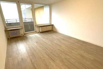 Wohnung Nürnberg Langwasser - 3 Zimmer, 80 m&sup2;, 898&euro; | Angebot:25279585