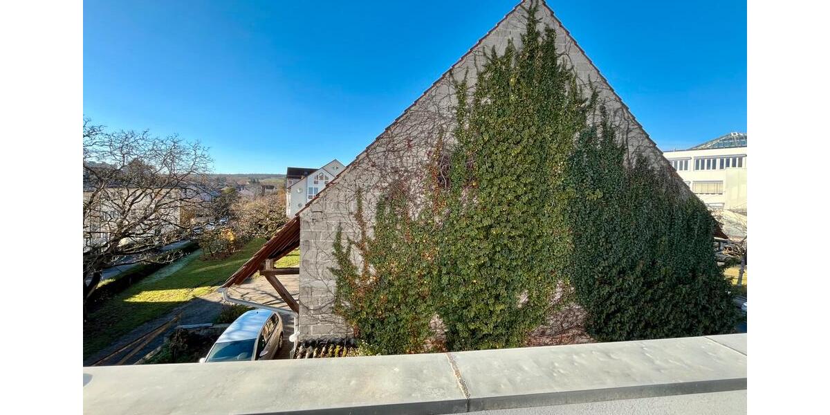 Terrassenwohnung Herrenberg - 4 Zimmer, 102 m&sup2;, 1.580&euro; | Angebot:24850568