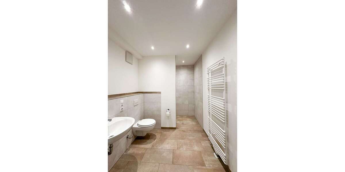 Etagenwohnung Bad Neuenahr - 3 Zimmer, 90 m&sup2;, 940&euro; | Angebot:27016343