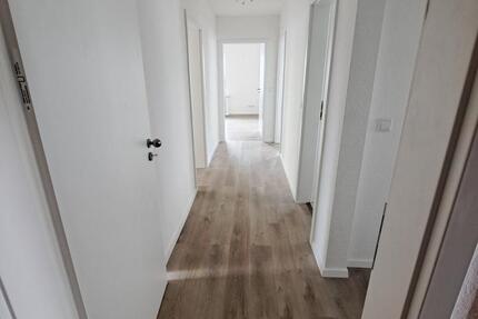 Wohnung Gütersloh - 3 Zimmer, 75 m&sup2;, 725&euro; | Angebot:25235962