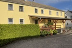 Sehr geräumige, ruhige Wohnung mit Einbauküche in Götz 3 zimmer
