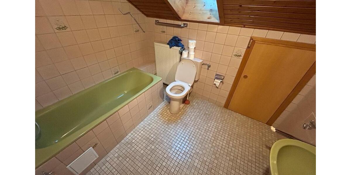 Dachgeschoßwohnung Backnang - 2 Zimmer, 30 m&sup2;, 700&euro; | Angebot:26610996