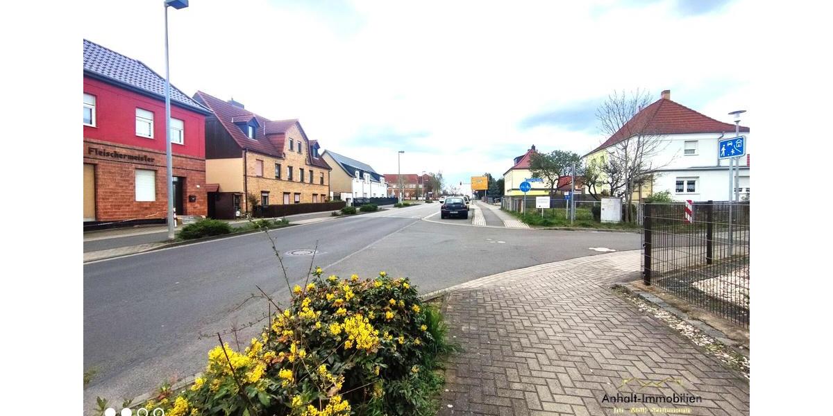 Dachgeschoßwohnung Bitterfeld-Wolfen Holzweißig - 3 Zimmer, 68 m&sup2;, 520&euro; | Angebot:24933906