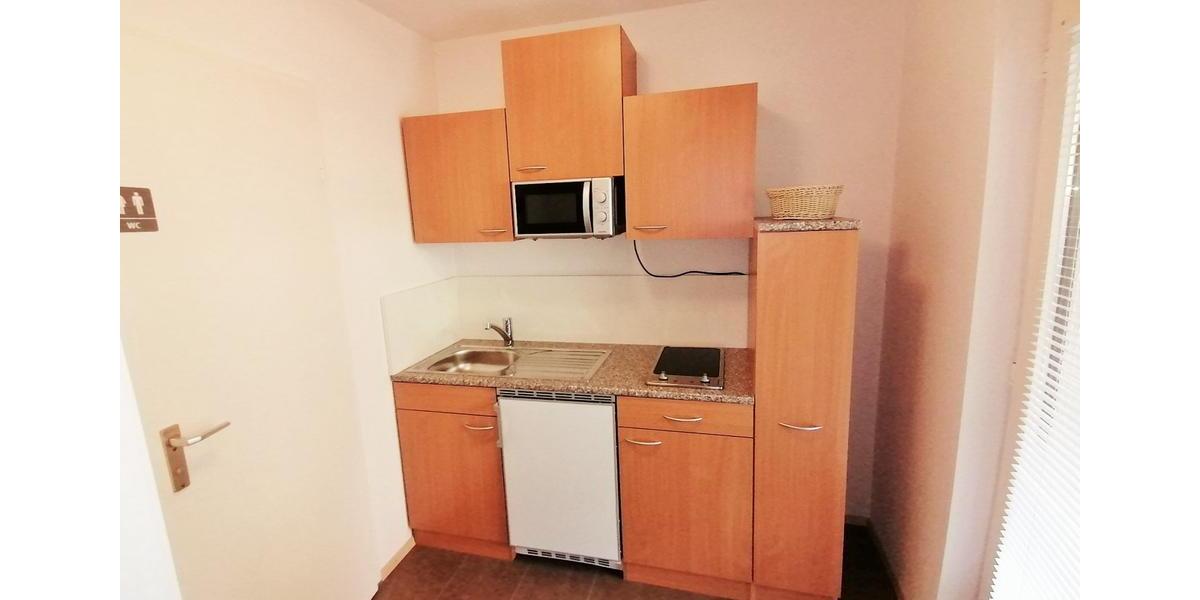 Wohnen auf Zeit Fellbach Oeffingen - 1 Zimmer, 27 m&sup2;, 970&euro; | Angebot:26216192