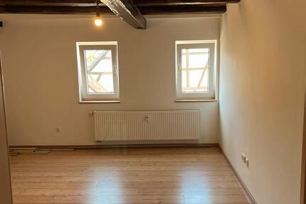 2 Zimmer Dachgeschosswohnung in 63933 Mönchberg zimmer