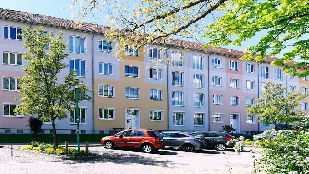 Wohnung zum Mieten in Hoyerswerda 307 € 54.87 m² 2 zimmer
