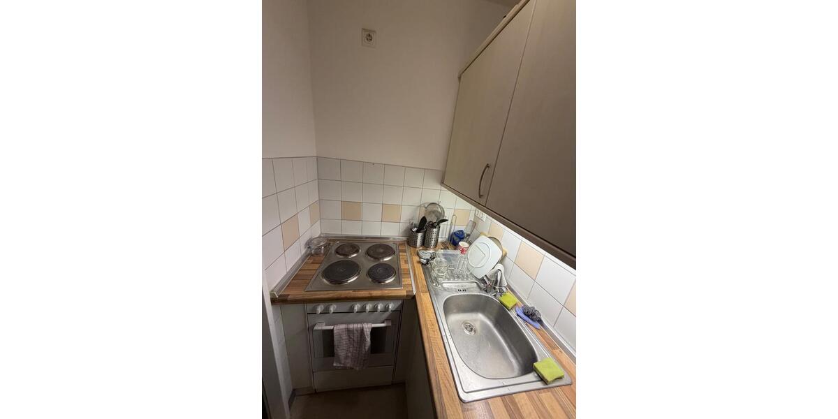 Erdgeschoßwohnung Hamburg Wandsbek - 1 Zimmer, 27 m&sup2;, 679&euro; | Angebot:26023639