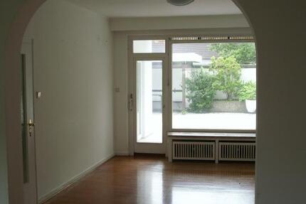 Uelzen Innenstadt, großzügige 5-Zimmerwohnung 5 zimmer