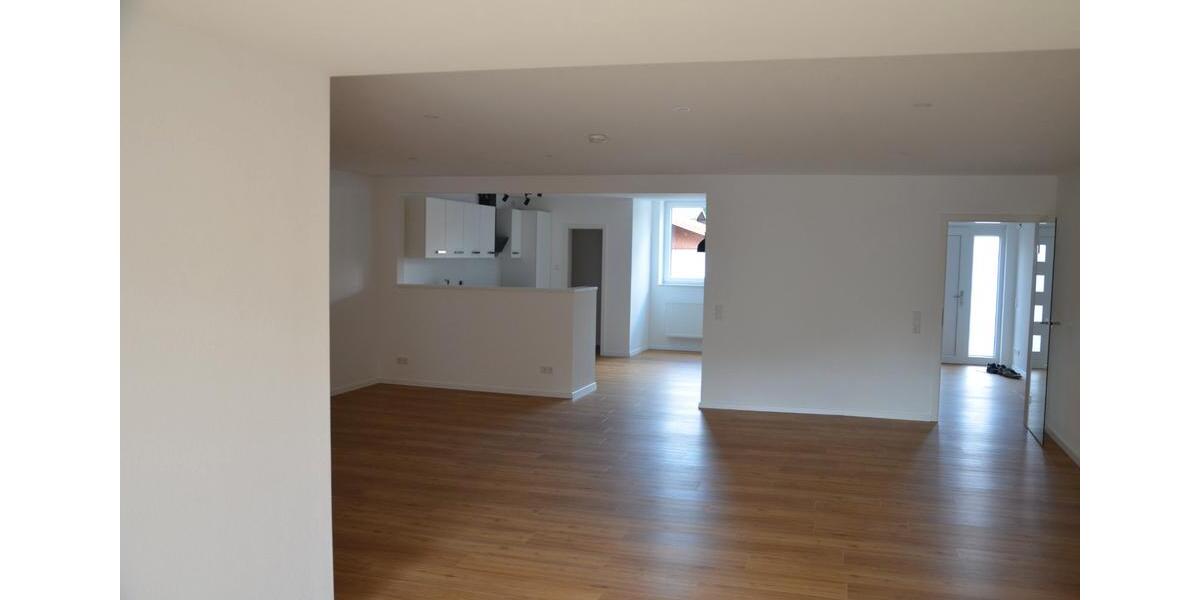 Einfamilienhaus Hohenhameln - 4 Zimmer, 165 m&sup2;, 1.250&euro; | Angebot:26289316