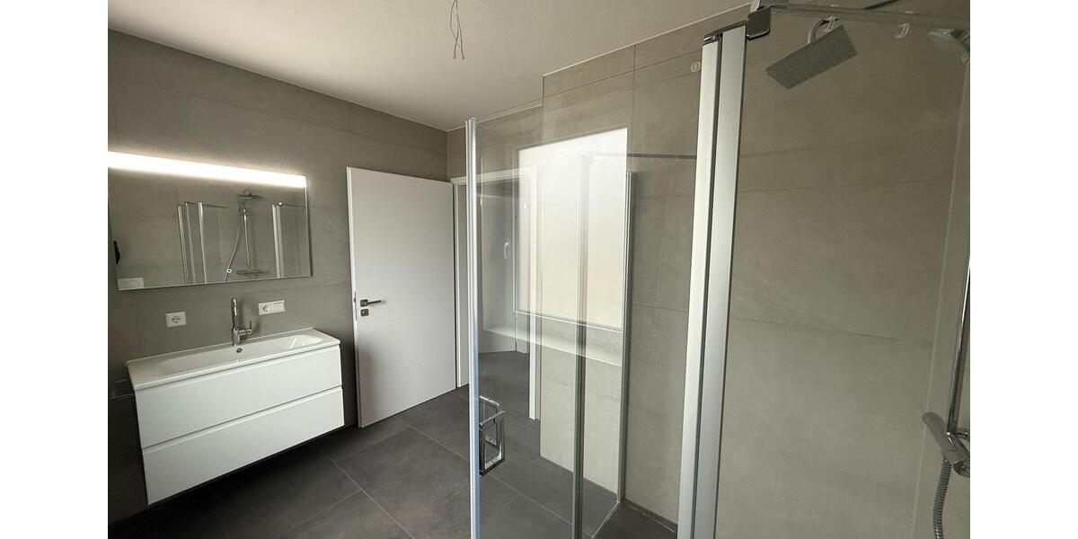 Etagenwohnung Lotte - 2.5 Zimmer, 81 m&sup2;, 1.199&euro; | Angebot:24247074