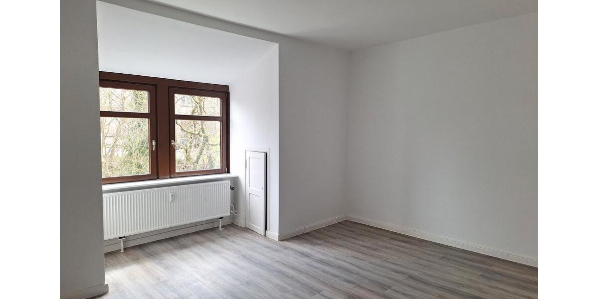 Dachgeschoßwohnung Flensburg Altstadt - 3 Zimmer, 83 m&sup2;, 750&euro; | Angebot:26069149