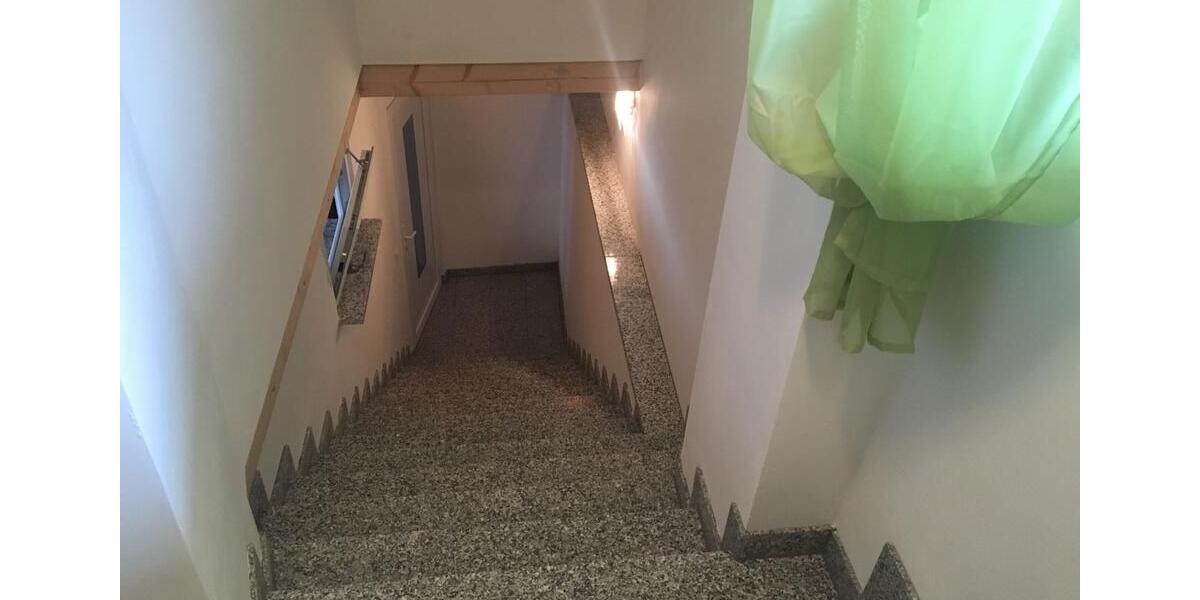 Etagenwohnung Ockenheim - 2 Zimmer, 2 m&sup2;, 895&euro; | Angebot:26425876