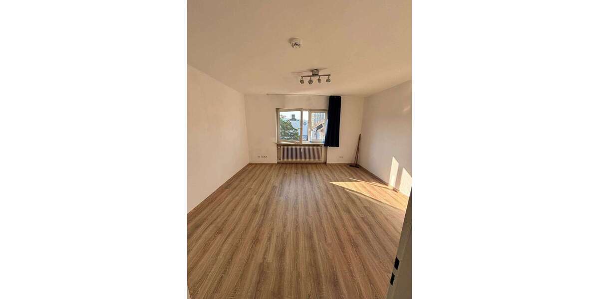 Etagenwohnung Würzburg Sanderau - 1 Zimmer, 26 m&sup2;, 330&euro; | Angebot:27231619