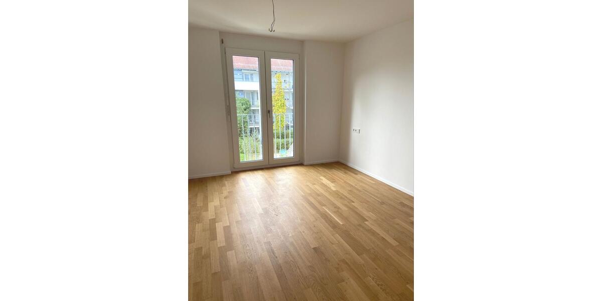 Etagenwohnung Esslingen am Neckar Hegensberg - 4 Zimmer, 77 m&sup2;, 1.400&euro; | Angebot:25491528