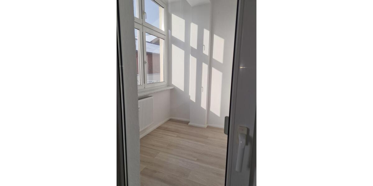 Erdgeschoßwohnung Stendal - 3 Zimmer, 85 m&sup2;, 594&euro; | Angebot:25855762