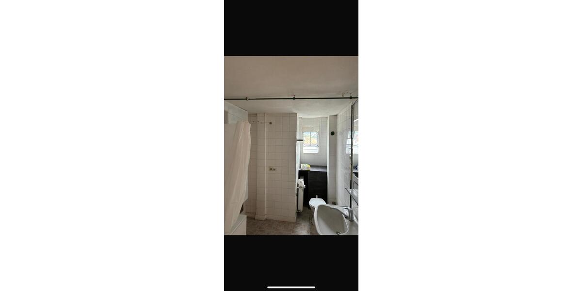 Dachgeschoßwohnung Bielefeld - 4 Zimmer, 100 m&sup2;, 1.110&euro; | Angebot:26539739