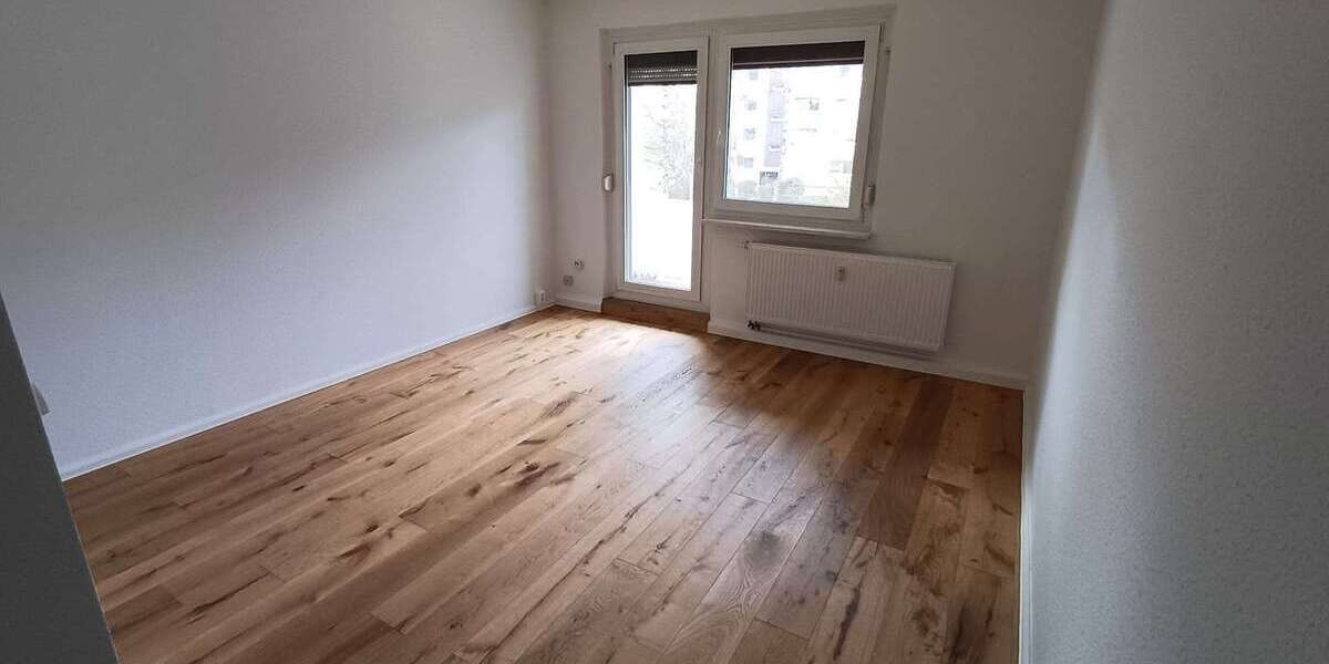 Etagenwohnung Mülsen Thurm - 3 Zimmer, 56 m&sup2;, 390&euro; | Angebot:25100367