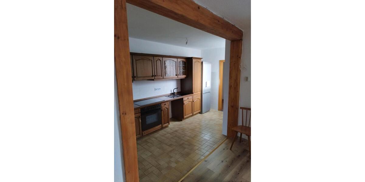 Etagenwohnung Ellenberg - 2 Zimmer, 65 m&sup2;, 650&euro; | Angebot:25915802