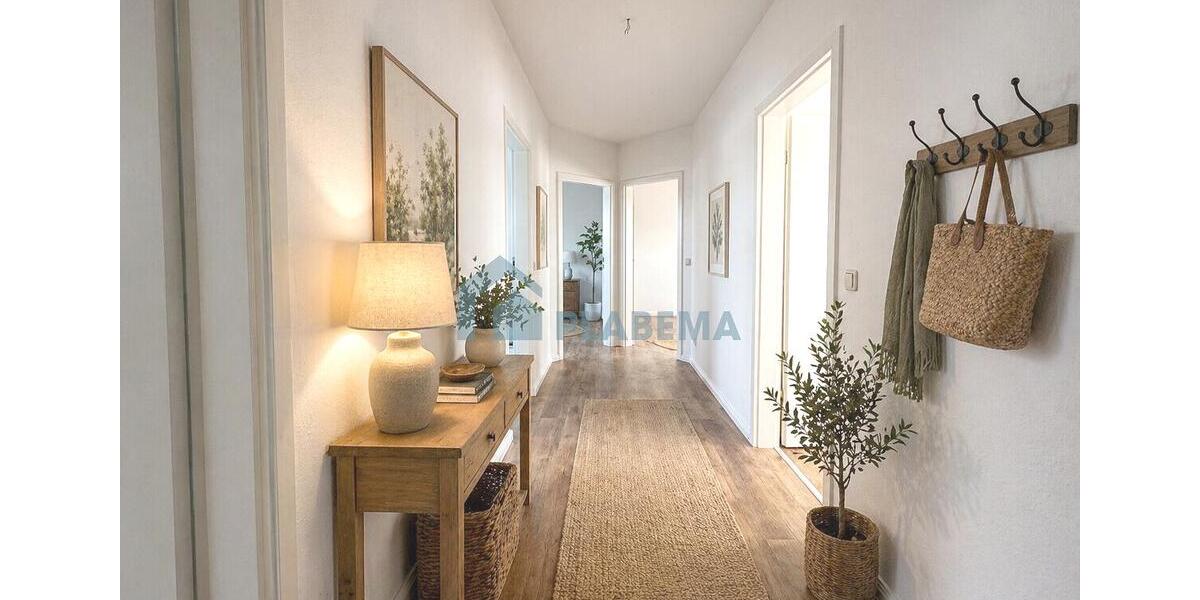Etagenwohnung Parchim - 4 Zimmer, 95 m&sup2;, 987&euro; | Angebot:26365412