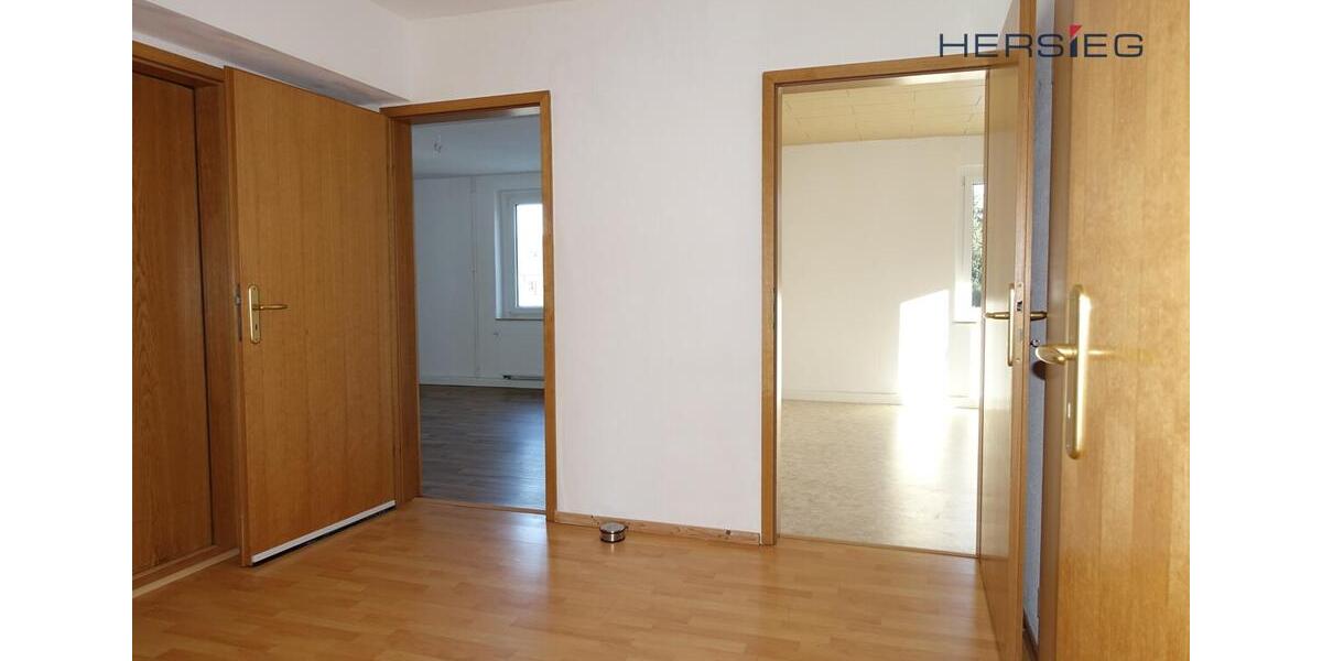 Etagenwohnung Crottendorf - 4 Zimmer, 90 m&sup2;, 395&euro; | Angebot:24568764