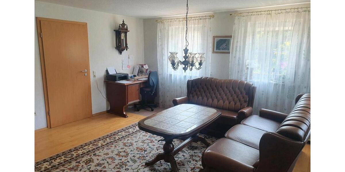 Etagenwohnung Ellenberg - 10 Zimmer, 170 m&sup2;, 1.600&euro; | Angebot:24548051