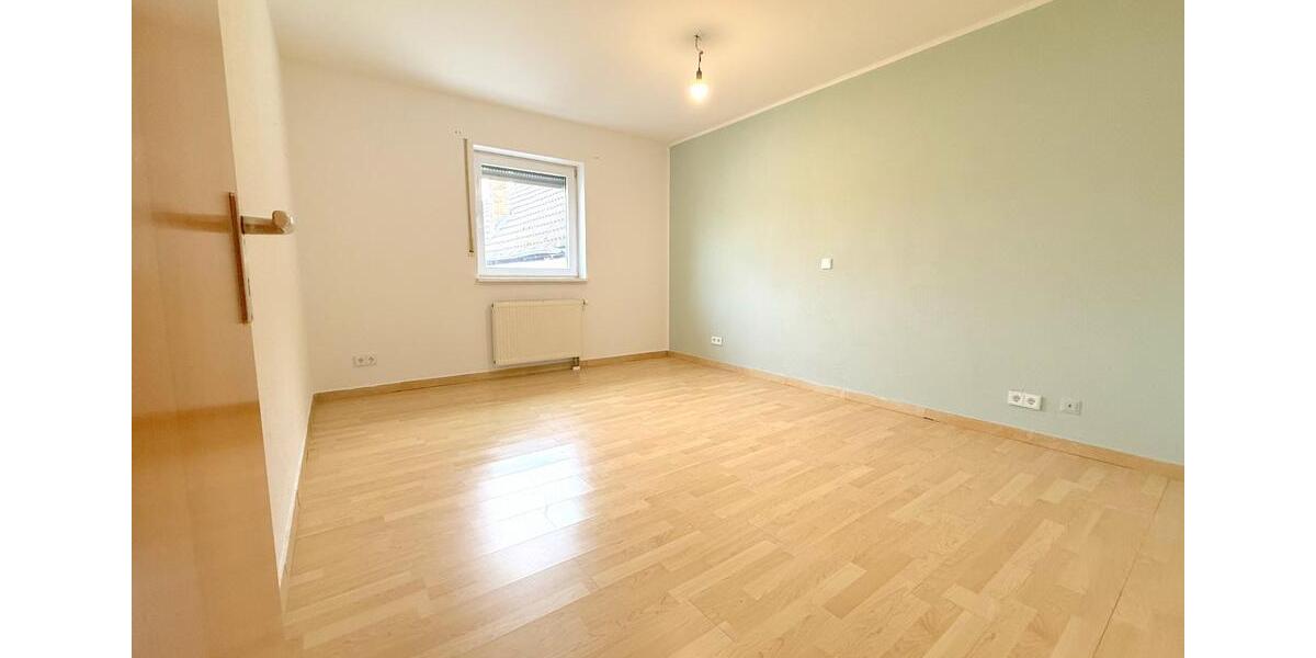Helle 85m² Whg.frisch renoviert inkl. Vollbad,Gäste WC & Rolläden 3 zimmer