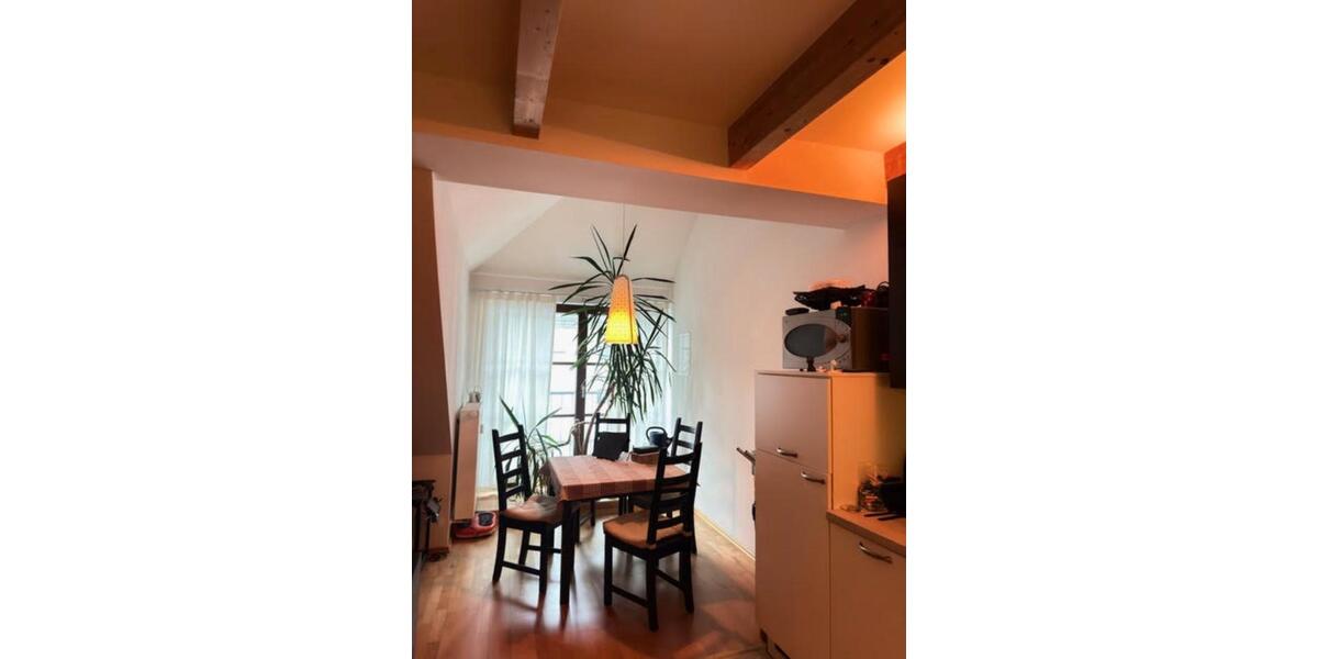 Dachgeschoßwohnung Kelheim - 3 Zimmer, 72 m&sup2;, 675&euro; | Angebot:24849807