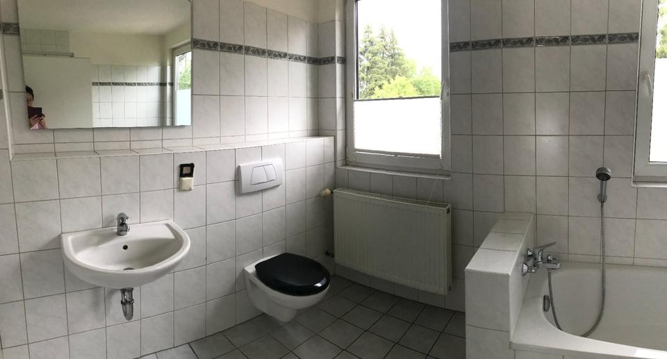 Dachgeschoßwohnung Holzminden - 2 Zimmer, 65 m&sup2;, 450&euro; | Angebot:25023109