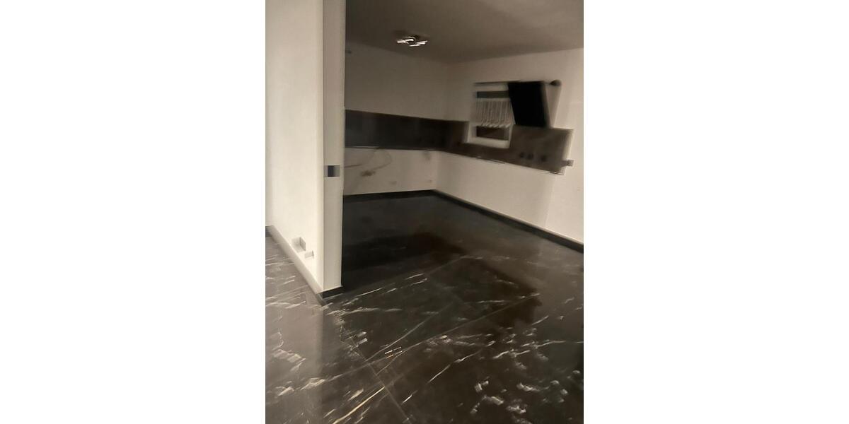 Etagenwohnung Raunheim - 5 Zimmer, 125 m&sup2;, 2.500&euro; | Angebot:24446596